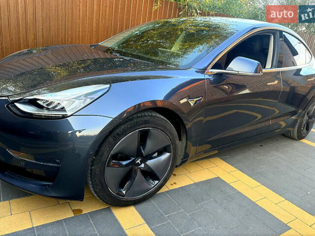 Сірий Тесла Модель 3, об'ємом двигуна 0 л та пробігом 90 тис. км за 11999 $, фото 1 на Automoto.ua