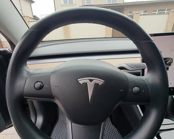 Серый Тесла Модель 3, объемом двигателя 0 л и пробегом 140 тыс. км за 16500 $, фото 19 на Automoto.ua