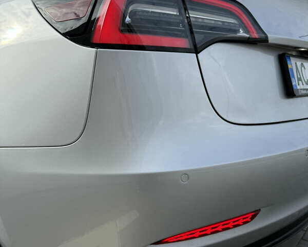 Серый Тесла Модель 3, объемом двигателя 0 л и пробегом 165 тыс. км за 15900 $, фото 23 на Automoto.ua