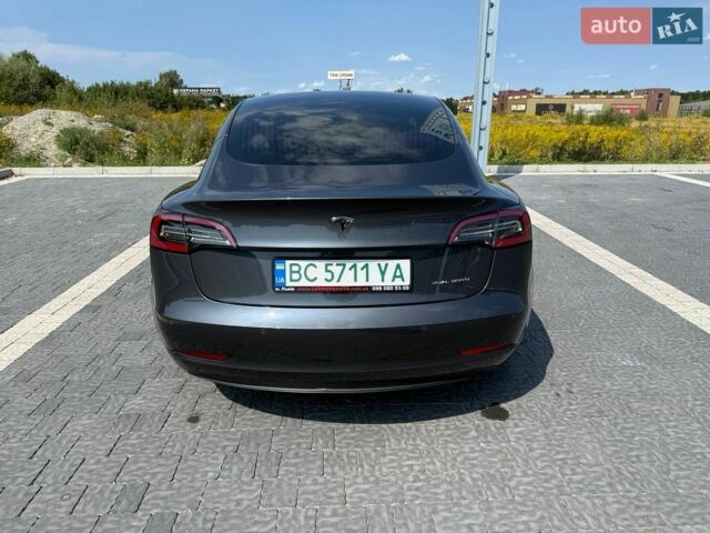 Сірий Тесла Модель 3, об'ємом двигуна 0 л та пробігом 168 тис. км за 15500 $, фото 5 на Automoto.ua