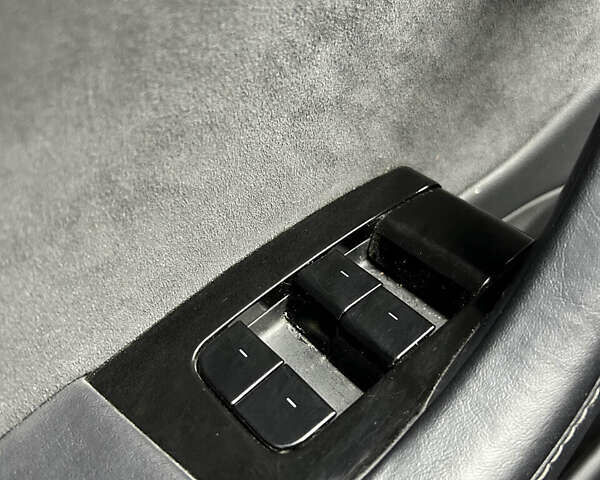 Сірий Тесла Модель 3, об'ємом двигуна 0 л та пробігом 114 тис. км за 19500 $, фото 23 на Automoto.ua