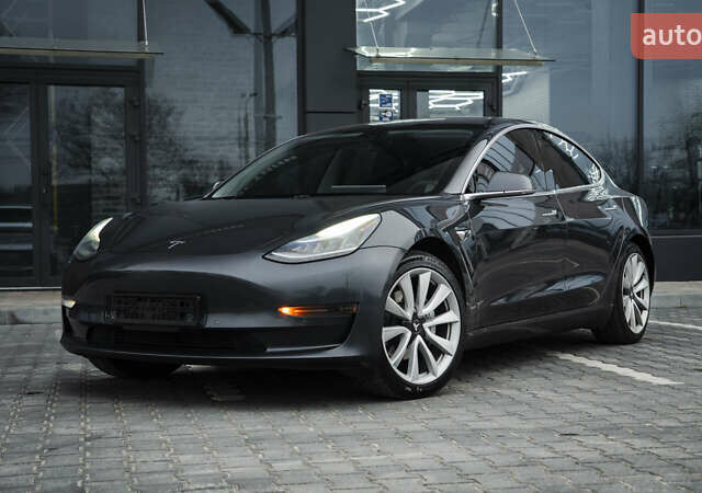 Сірий Тесла Модель 3, об'ємом двигуна 0 л та пробігом 150 тис. км за 19000 $, фото 4 на Automoto.ua