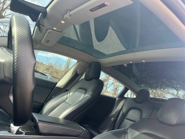 Сірий Тесла Модель 3, об'ємом двигуна 0 л та пробігом 207 тис. км за 17000 $, фото 7 на Automoto.ua