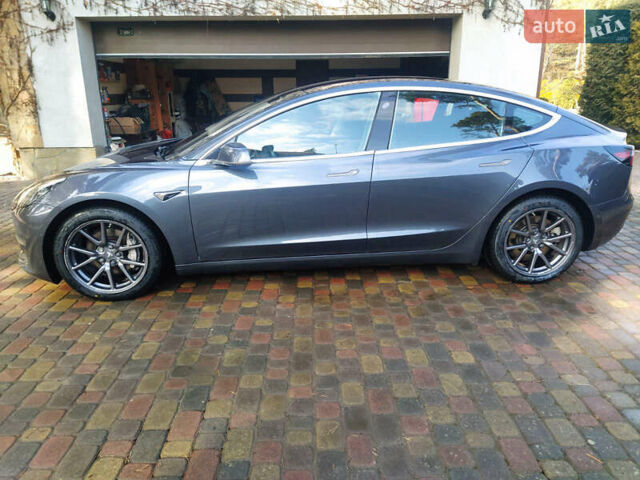 Серый Тесла Модель 3, объемом двигателя 0 л и пробегом 166 тыс. км за 16500 $, фото 9 на Automoto.ua