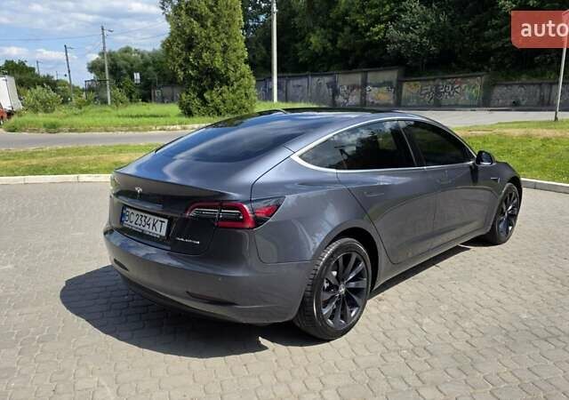 Сірий Тесла Модель 3, об'ємом двигуна 0 л та пробігом 67 тис. км за 22500 $, фото 5 на Automoto.ua