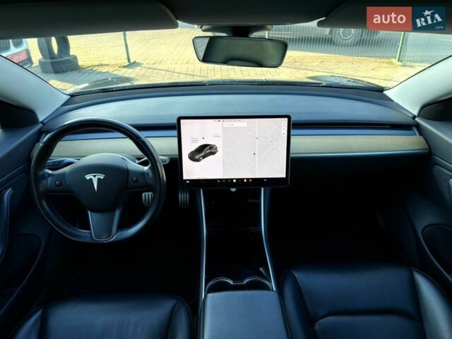 Сірий Тесла Модель 3, об'ємом двигуна 0 л та пробігом 98 тис. км за 17100 $, фото 7 на Automoto.ua
