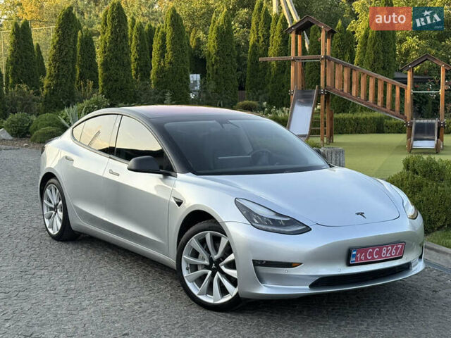 Серый Тесла Модель 3, объемом двигателя 0 л и пробегом 84 тыс. км за 17400 $, фото 8 на Automoto.ua