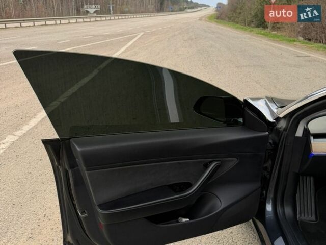 Сірий Тесла Модель 3, об'ємом двигуна 0 л та пробігом 140 тис. км за 16499 $, фото 37 на Automoto.ua