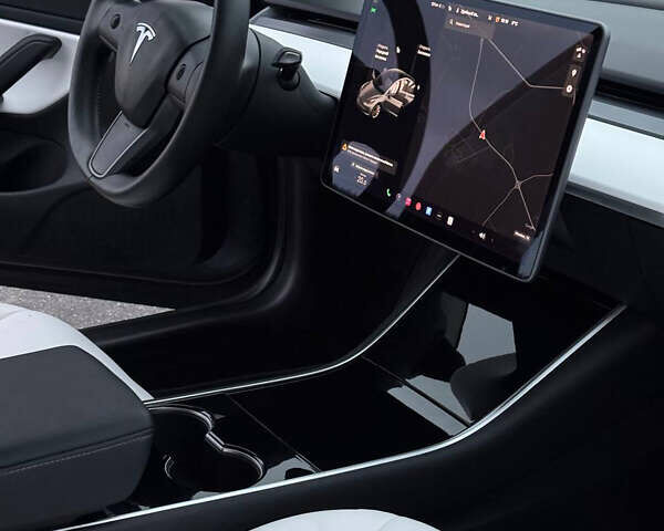 Сірий Тесла Модель 3, об'ємом двигуна 0 л та пробігом 115 тис. км за 19300 $, фото 10 на Automoto.ua