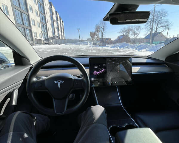 Серый Тесла Модель 3, объемом двигателя 0 л и пробегом 110 тыс. км за 17500 $, фото 16 на Automoto.ua
