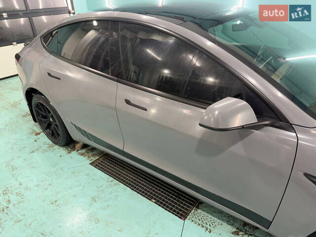 Сірий Тесла Модель 3, об'ємом двигуна 0 л та пробігом 210 тис. км за 13000 $, фото 28 на Automoto.ua