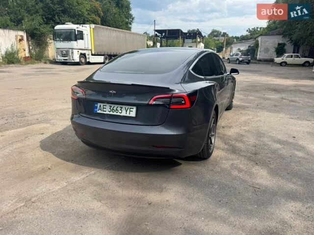Сірий Тесла Модель 3, об'ємом двигуна 0 л та пробігом 190 тис. км за 15500 $, фото 2 на Automoto.ua