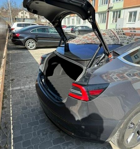 Сірий Тесла Модель 3, об'ємом двигуна 0 л та пробігом 99 тис. км за 18500 $, фото 5 на Automoto.ua
