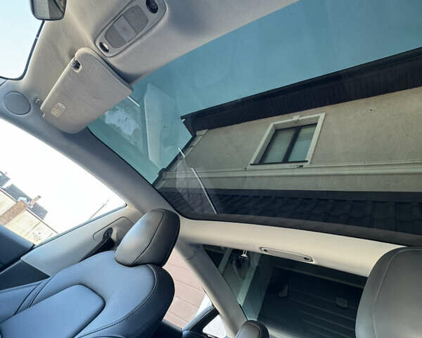 Сірий Тесла Модель 3, об'ємом двигуна 0 л та пробігом 123 тис. км за 16900 $, фото 6 на Automoto.ua