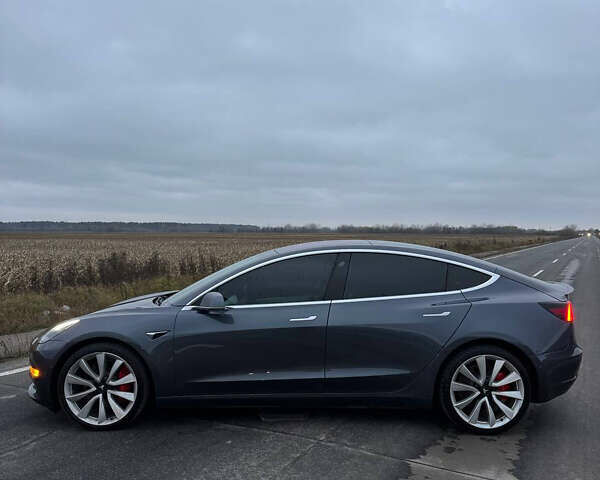 Сірий Тесла Модель 3, об'ємом двигуна 0 л та пробігом 115 тис. км за 19300 $, фото 1 на Automoto.ua