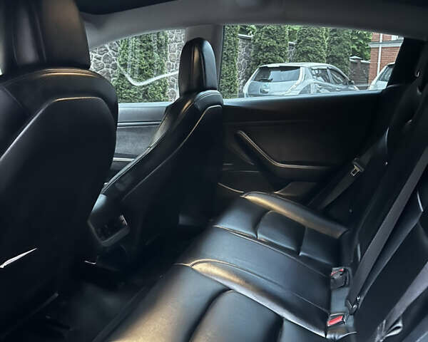 Серый Тесла Модель 3, объемом двигателя 0 л и пробегом 67 тыс. км за 20200 $, фото 18 на Automoto.ua