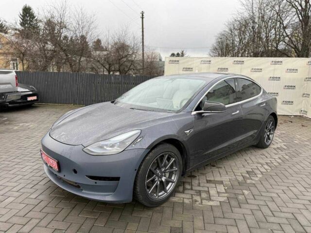 Сірий Тесла Модель 3, об'ємом двигуна 0 л та пробігом 200 тис. км за 11900 $, фото 1 на Automoto.ua