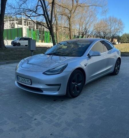 Сірий Тесла Модель 3, об'ємом двигуна 0 л та пробігом 187 тис. км за 14300 $, фото 1 на Automoto.ua