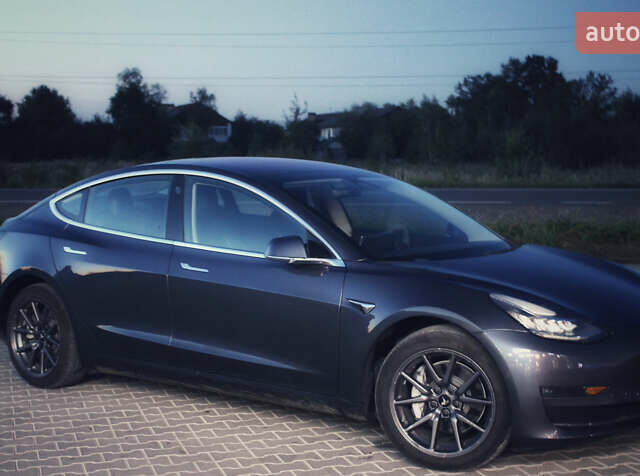 Сірий Тесла Модель 3, об'ємом двигуна 0 л та пробігом 109 тис. км за 16900 $, фото 21 на Automoto.ua