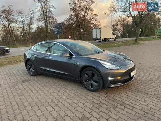 Сірий Тесла Модель 3, об'ємом двигуна 0 л та пробігом 122 тис. км за 17500 $, фото 5 на Automoto.ua
