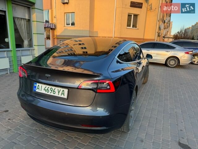 Серый Тесла Модель 3, объемом двигателя 0 л и пробегом 169 тыс. км за 14999 $, фото 4 на Automoto.ua