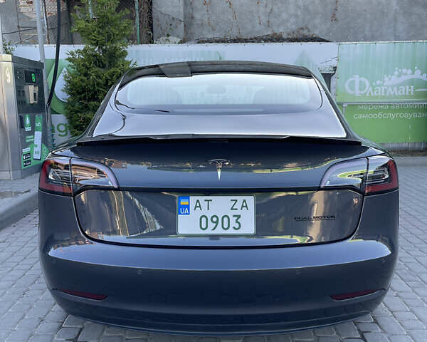 Серый Тесла Модель 3, объемом двигателя 0 л и пробегом 80 тыс. км за 21000 $, фото 9 на Automoto.ua