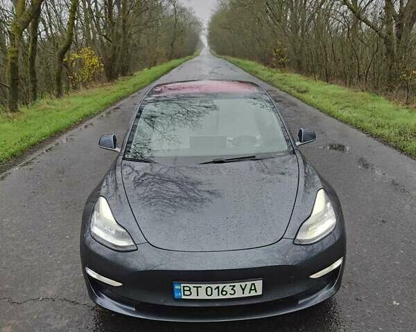 Серый Тесла Модель 3, объемом двигателя 0 л и пробегом 144 тыс. км за 16500 $, фото 10 на Automoto.ua