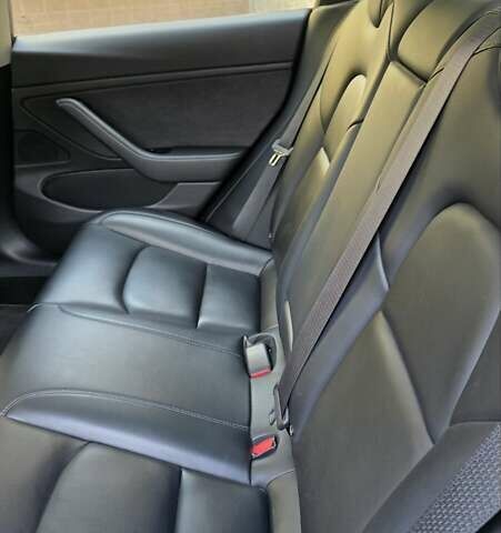 Сірий Тесла Модель 3, об'ємом двигуна 0 л та пробігом 84 тис. км за 17500 $, фото 40 на Automoto.ua