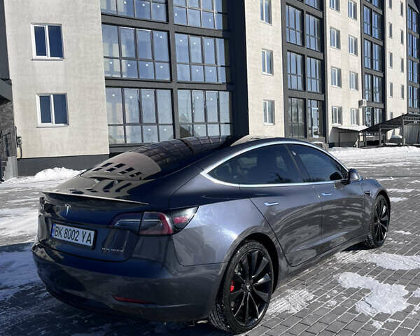 Серый Тесла Модель 3, объемом двигателя 0 л и пробегом 110 тыс. км за 17500 $, фото 6 на Automoto.ua