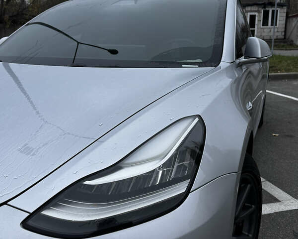 Серый Тесла Модель 3, объемом двигателя 0 л и пробегом 129 тыс. км за 16200 $, фото 9 на Automoto.ua