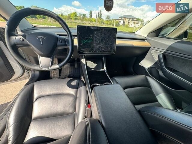 Сірий Тесла Модель 3, об'ємом двигуна 0 л та пробігом 189 тис. км за 15200 $, фото 10 на Automoto.ua