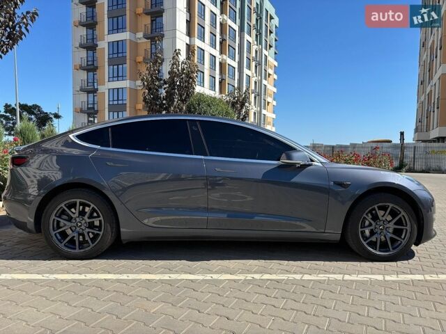 Сірий Тесла Модель 3, об'ємом двигуна 0 л та пробігом 157 тис. км за 15100 $, фото 1 на Automoto.ua