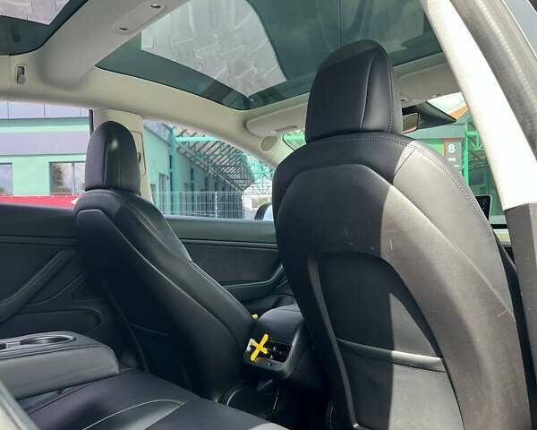 Серый Тесла Модель 3, объемом двигателя 0 л и пробегом 154 тыс. км за 17100 $, фото 25 на Automoto.ua