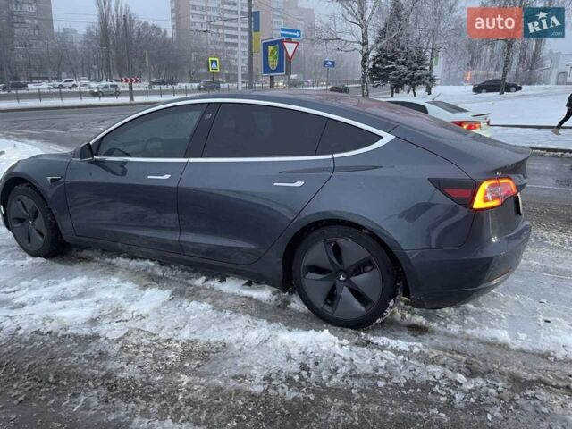 Серый Тесла Модель 3, объемом двигателя 0 л и пробегом 315 тыс. км за 14750 $, фото 3 на Automoto.ua