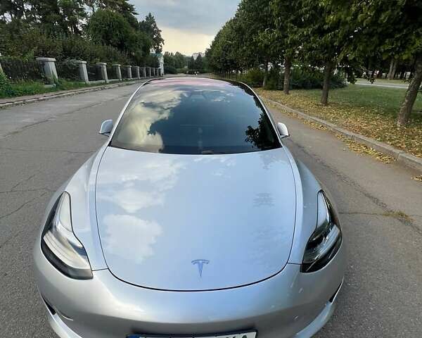 Серый Тесла Модель 3, объемом двигателя 0 л и пробегом 131 тыс. км за 16900 $, фото 29 на Automoto.ua