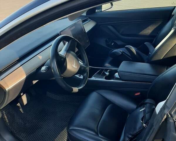 Сірий Тесла Модель 3, об'ємом двигуна 0 л та пробігом 145 тис. км за 18600 $, фото 6 на Automoto.ua