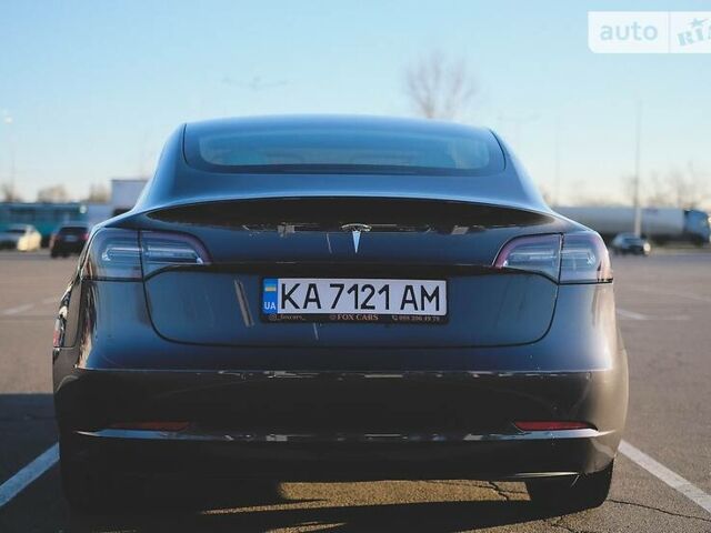 Серый Тесла Модель 3, объемом двигателя 0 л и пробегом 81 тыс. км за 43000 $, фото 5 на Automoto.ua