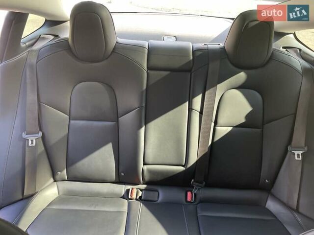 Серый Тесла Модель 3, объемом двигателя 0 л и пробегом 94 тыс. км за 18000 $, фото 23 на Automoto.ua