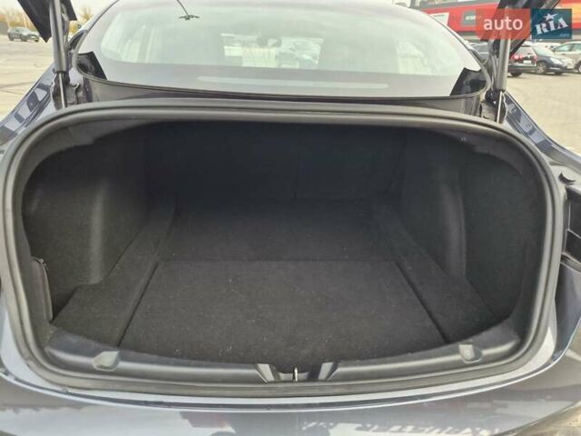 Сірий Тесла Модель 3, об'ємом двигуна 0 л та пробігом 98 тис. км за 19999 $, фото 21 на Automoto.ua