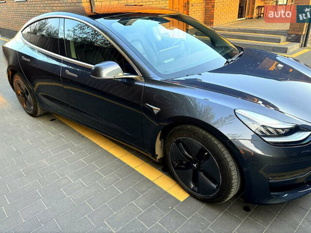 Сірий Тесла Модель 3, об'ємом двигуна 0 л та пробігом 90 тис. км за 11999 $, фото 6 на Automoto.ua