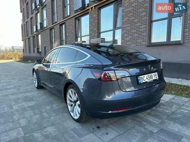 Сірий Тесла Модель 3, об'ємом двигуна 0 л та пробігом 186 тис. км за 16999 $, фото 17 на Automoto.ua