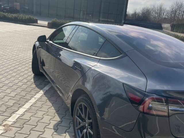 Сірий Тесла Модель 3, об'ємом двигуна 0 л та пробігом 159 тис. км за 20000 $, фото 57 на Automoto.ua