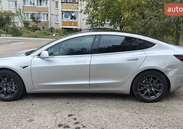 Сірий Тесла Модель 3, об'ємом двигуна 0 л та пробігом 178 тис. км за 13099 $, фото 6 на Automoto.ua