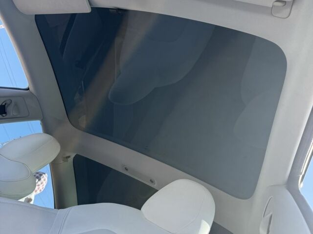 Серый Тесла Модель 3, объемом двигателя 0 л и пробегом 170 тыс. км за 16399 $, фото 5 на Automoto.ua