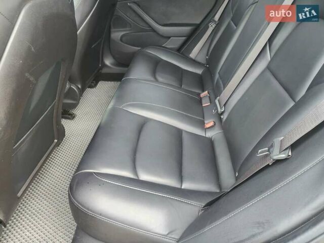 Серый Тесла Модель 3, объемом двигателя 0 л и пробегом 282 тыс. км за 16300 $, фото 11 на Automoto.ua