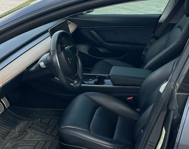 Сірий Тесла Модель 3, об'ємом двигуна 0 л та пробігом 212 тис. км за 16300 $, фото 23 на Automoto.ua