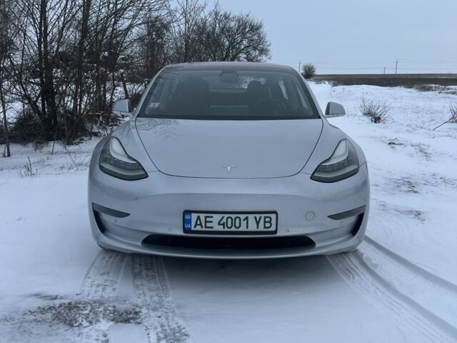 Сірий Тесла Модель 3, об'ємом двигуна 0 л та пробігом 270 тис. км за 15200 $, фото 1 на Automoto.ua