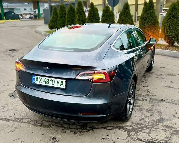 Серый Тесла Модель 3, объемом двигателя 0 л и пробегом 99 тыс. км за 17950 $, фото 3 на Automoto.ua