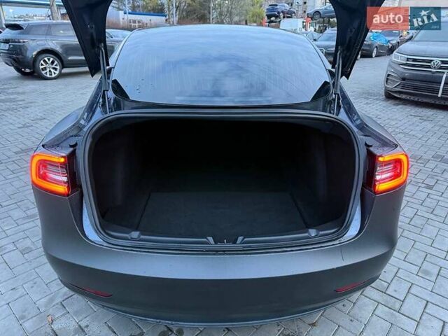 Серый Тесла Модель 3, объемом двигателя 0 л и пробегом 133 тыс. км за 12400 $, фото 7 на Automoto.ua