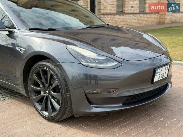 Серый Тесла Модель 3, объемом двигателя 0 л и пробегом 152 тыс. км за 15600 $, фото 12 на Automoto.ua